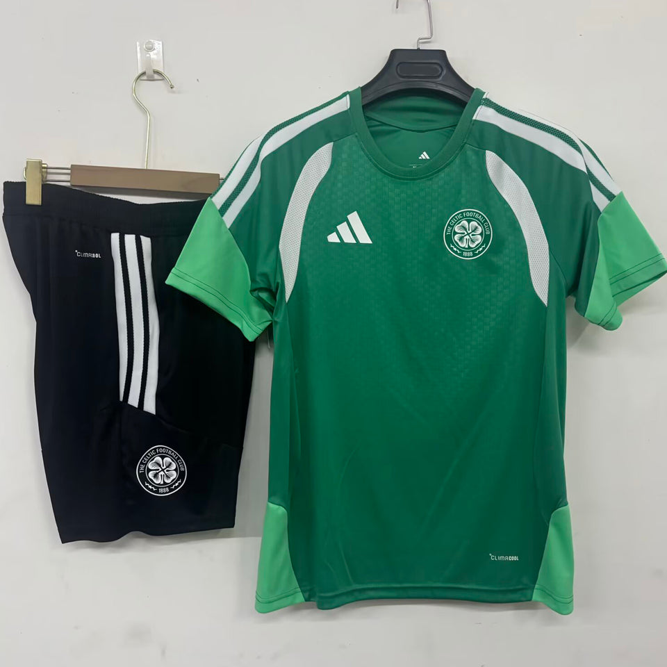 conjunto entrenamiento 2026/27 celtic