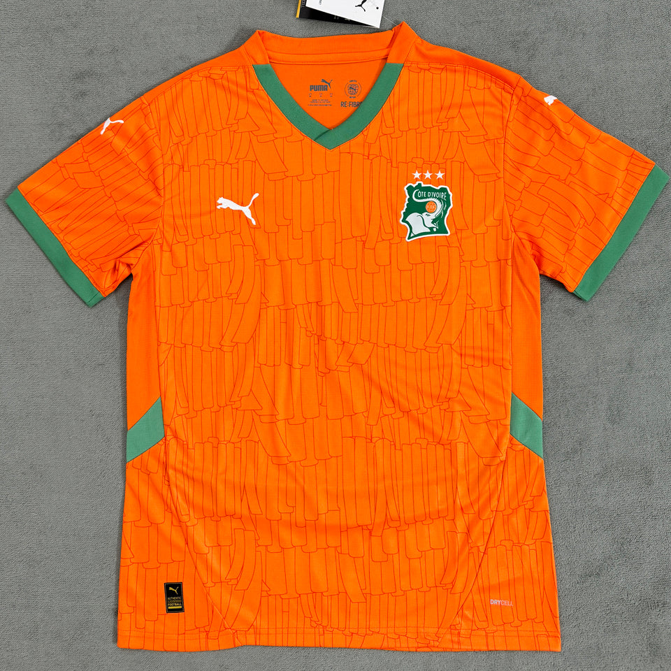 2025 Ivory Coast Local Versión Fan Selecciones