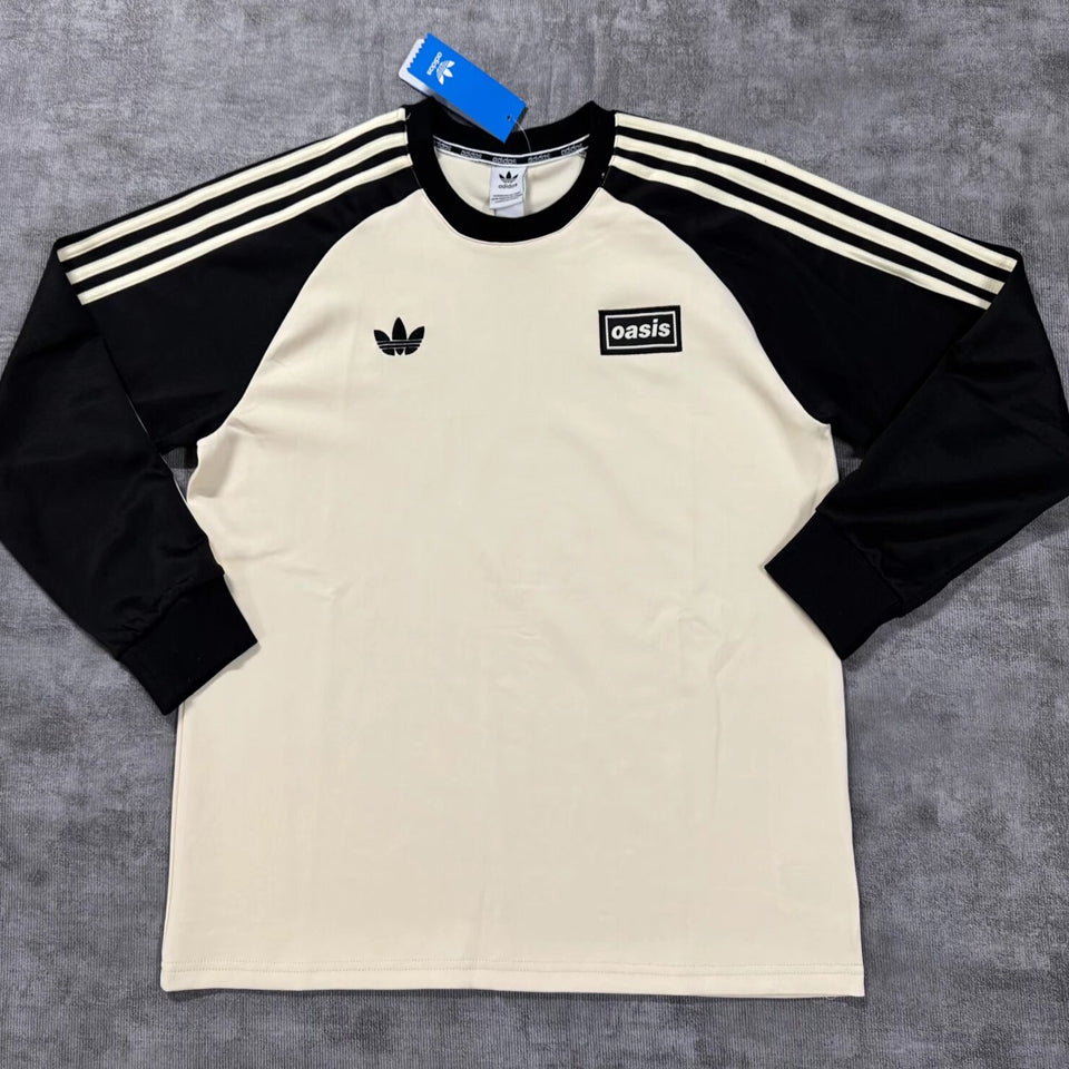 conjunto entrenamiento 2026 ad x oasis khaki retro