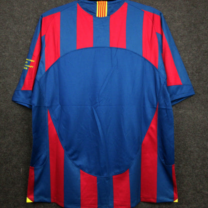 Jersey 2005/06 Barcelona Local Manga corta Versión Fan Retro