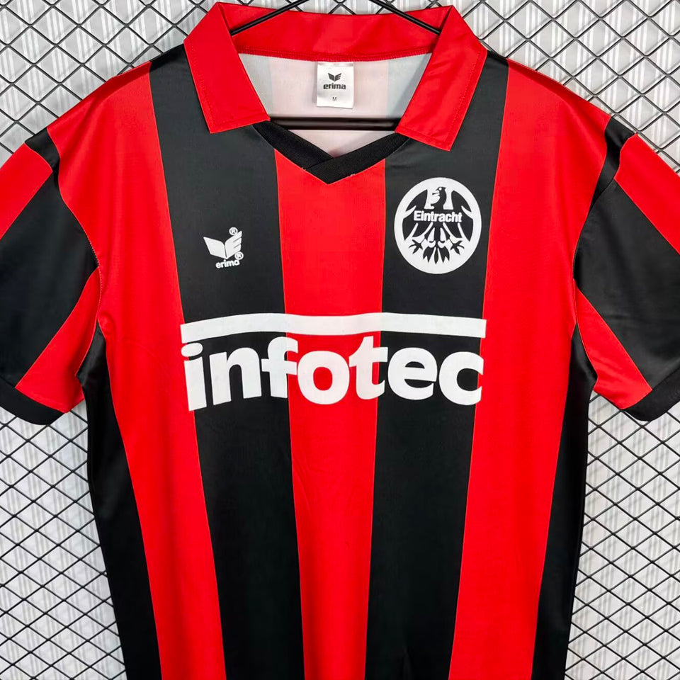 jersey 1983/1984 frankfurt local manga corta versión fan retro