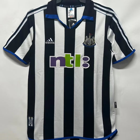 Jersey 2000/01 Newcastle Local Manga corta Versión Fan Retro