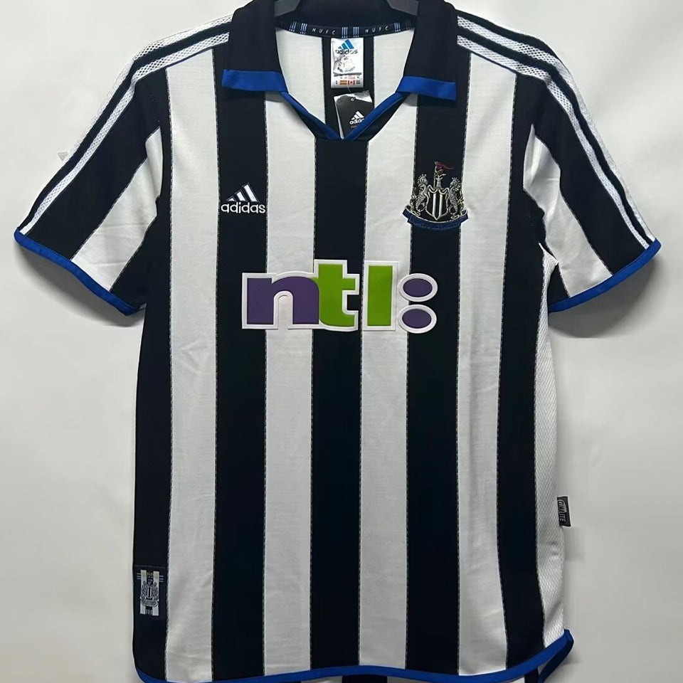 Jersey 2000/01 Newcastle Local Manga corta Versión Fan Retro