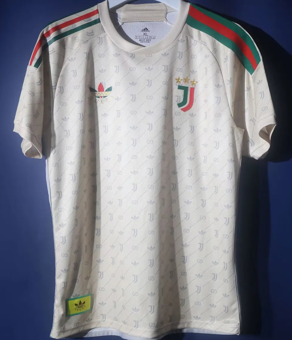 Jersey 2024 Juventus Especial Manga corta Versión Fan Retro