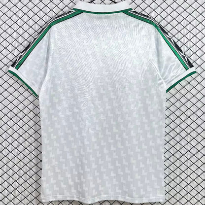 Jersey 1998/1999 Monchengladbach Local Manga corta Versión Fan Retro
