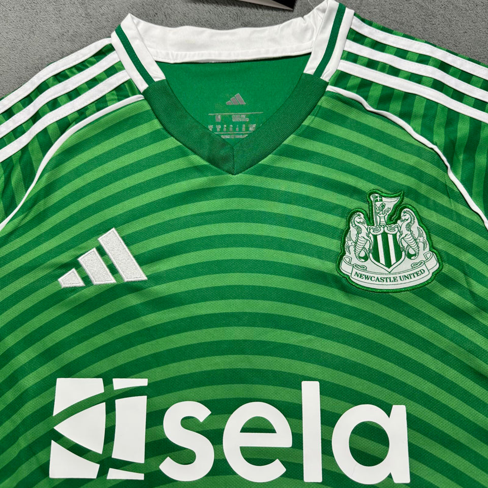 Jersey 2025/26 Newcastle Visitante Manga corta Versión Fan