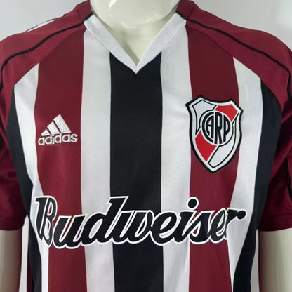 Jersey 2005/06 River Plate Tercero Manga corta Versión Fan Retro
