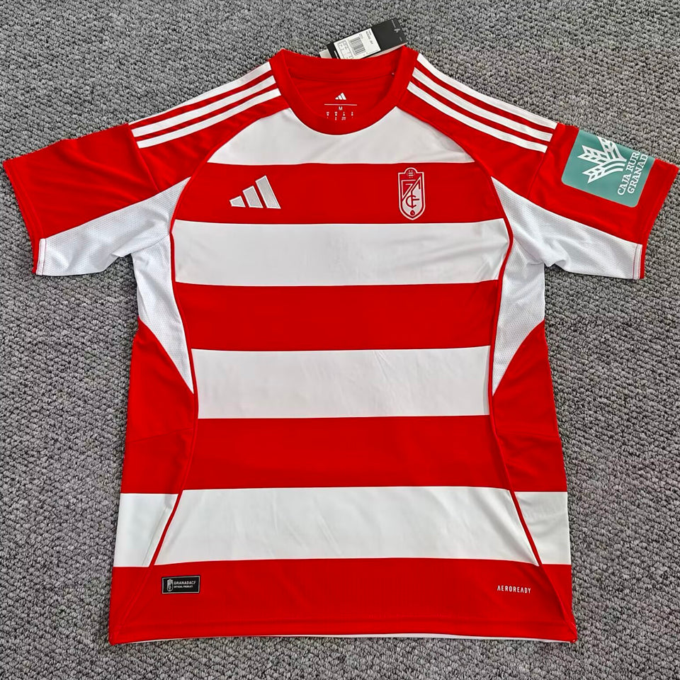 Jersey 2025/26 Granada Local Manga corta Versión Fan