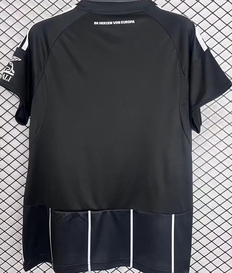 jersey 2025/26 frankfurt ucl especial manga corta versión fan