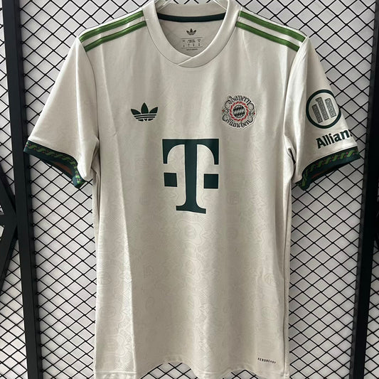 Jersey 2025/26 Bayern Munich Especial Manga corta Versión Fan