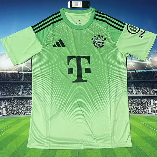 Jersey 2025/26 Bayern Munich Portero Manga corta Versión Fan