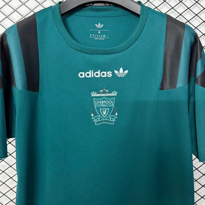 Jersey 2026/27 Liverpool Especial Manga corta Versión Fan Retro