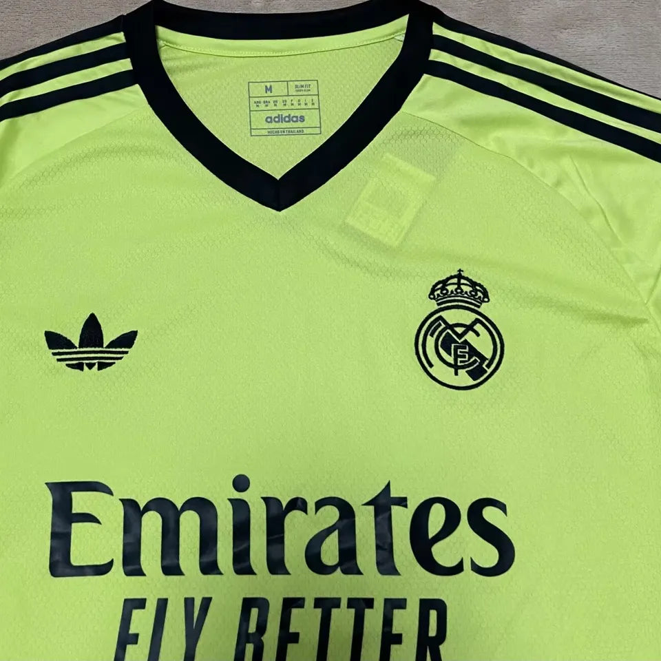 Jersey 2024/25 Real Madrid Portero Manga corta Versión Fan