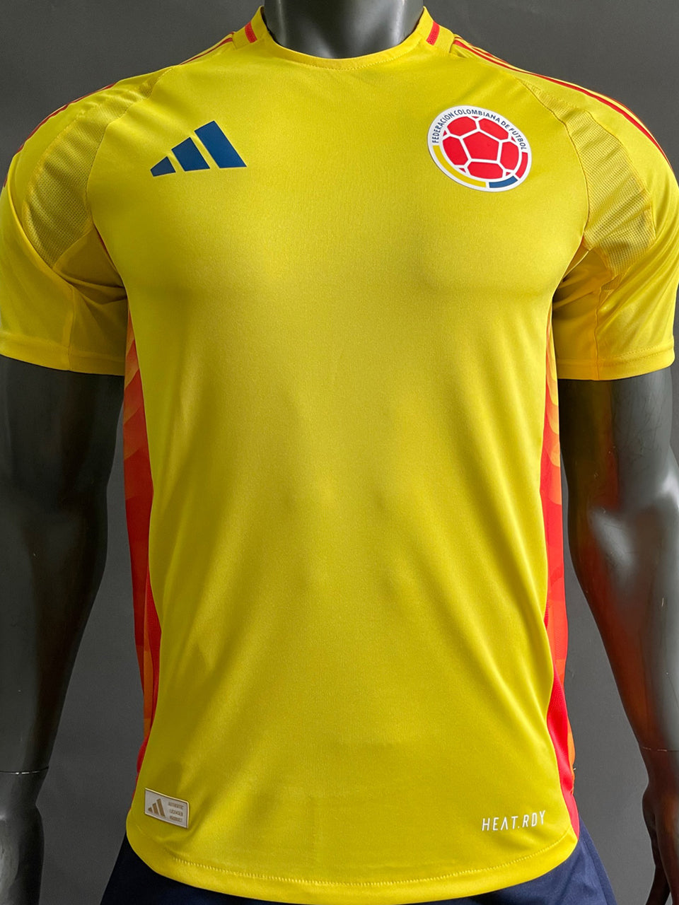 2024/25 Colombia Local Versión Jugador Selecciones