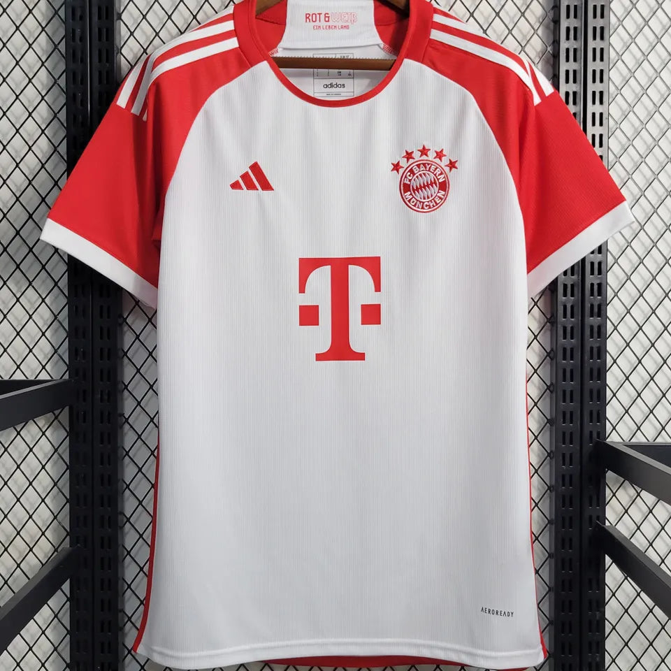 Jersey 2023/24 Bayern Munich Local Manga corta Versión Fan