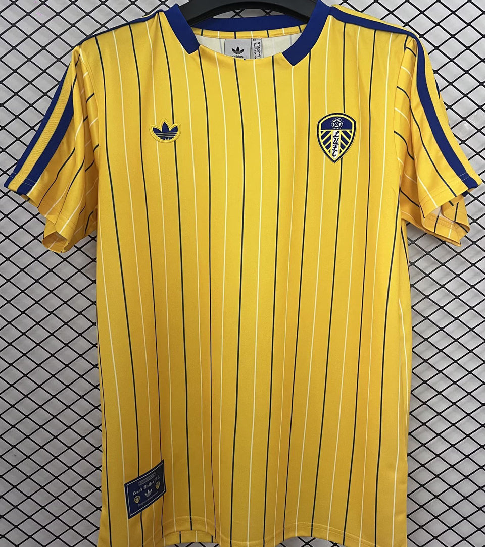 Jersey 2025/26 Leeds United Especial Manga corta Versión Fan Retro