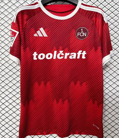 Jersey 2026/27 1. FC Nurnberg Local Manga corta Versión Fan