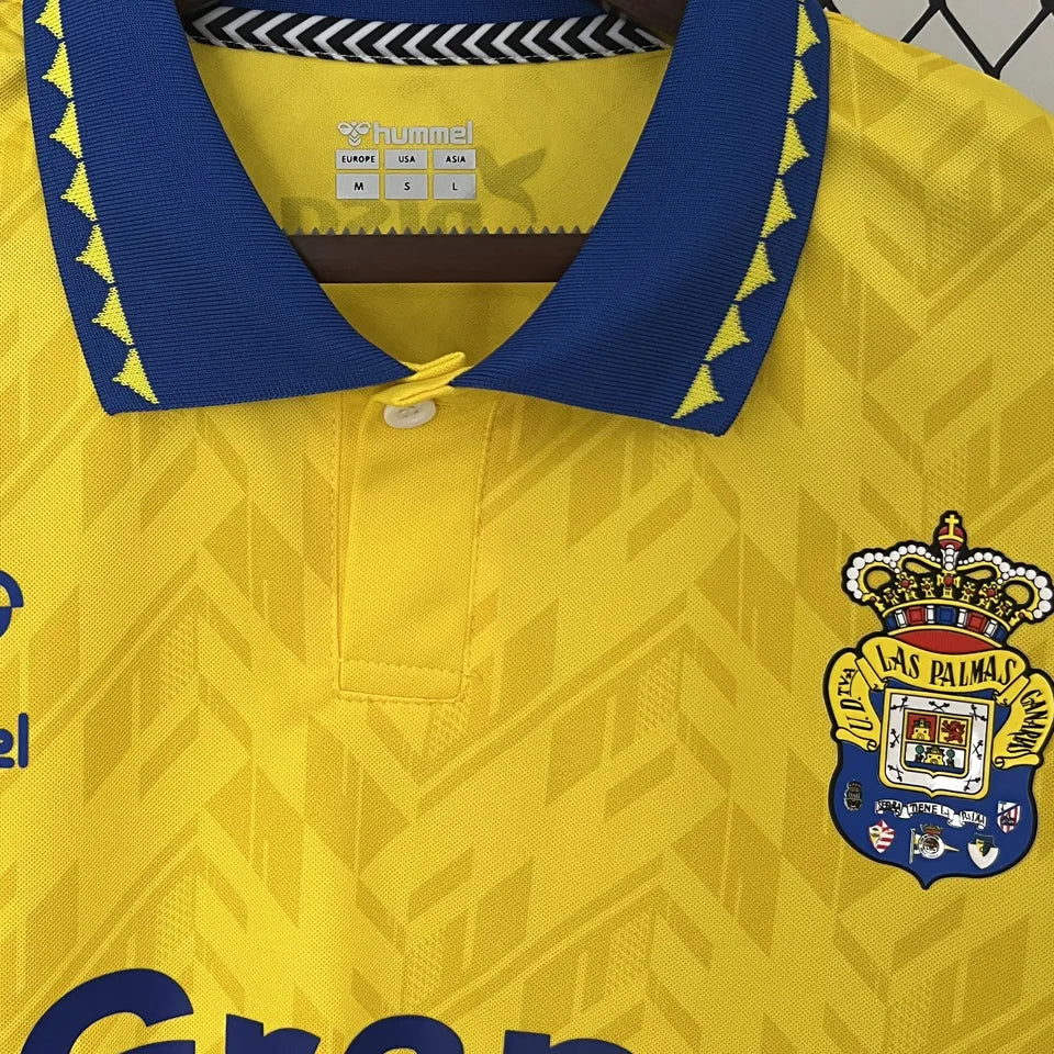 Jersey 2024/25 Las Palmas Local Manga corta Versión Fan