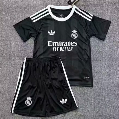 Jersey 2025/26 Real Madrid Especial Manga corta Niño