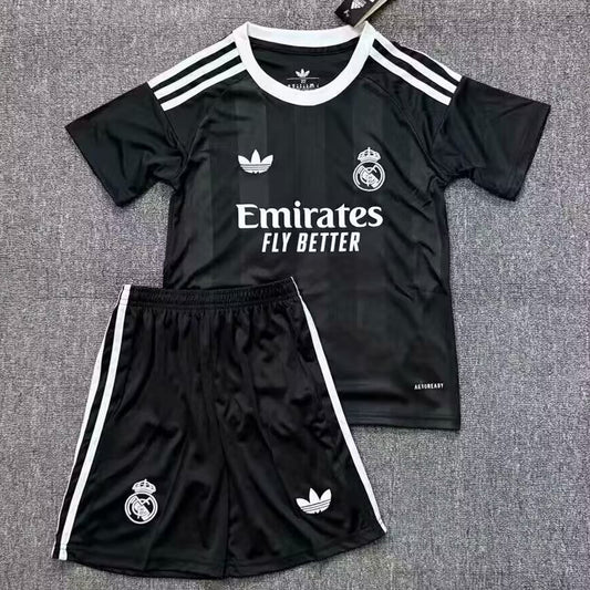 Jersey 2025/26 Real Madrid Especial Manga corta Niño