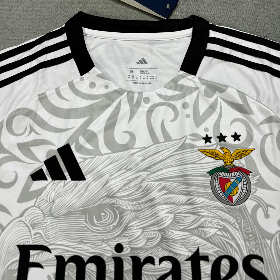 Jersey 2025/26 Benfica Especial Manga corta Versión Fan