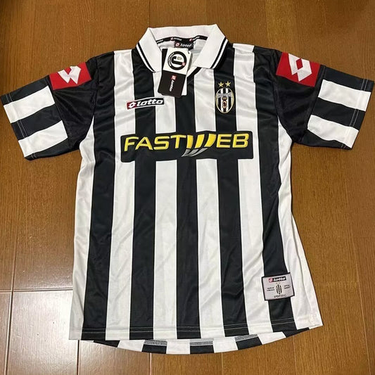 Jersey 2001/02 Juventus Local Manga corta Versión Fan Retro