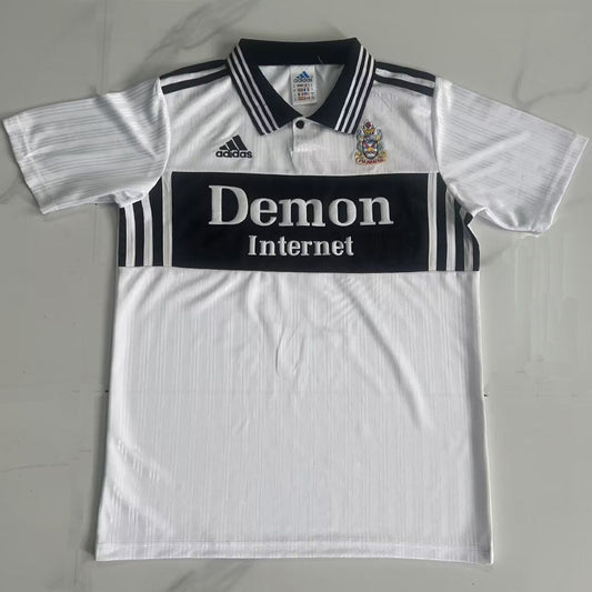 Jersey 1998/1999 Fulham Local Manga corta Versión Fan Retro